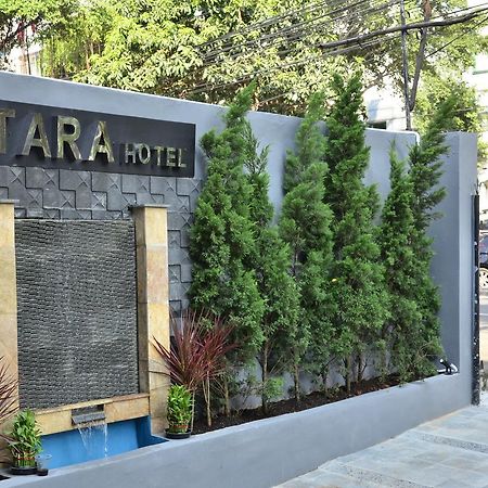 Kitara Hotel Giacarta Esterno foto
