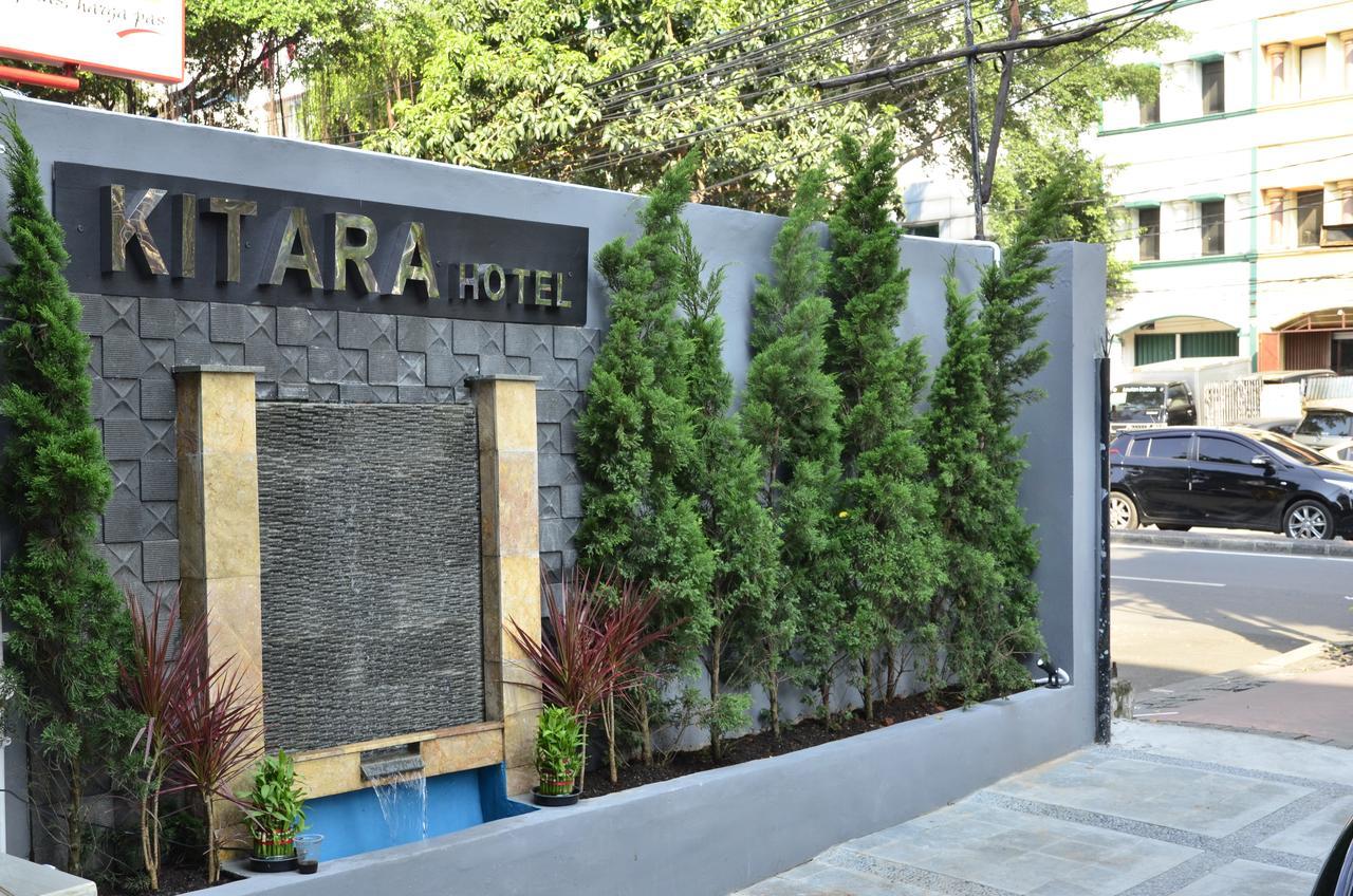Kitara Hotel Giacarta Esterno foto