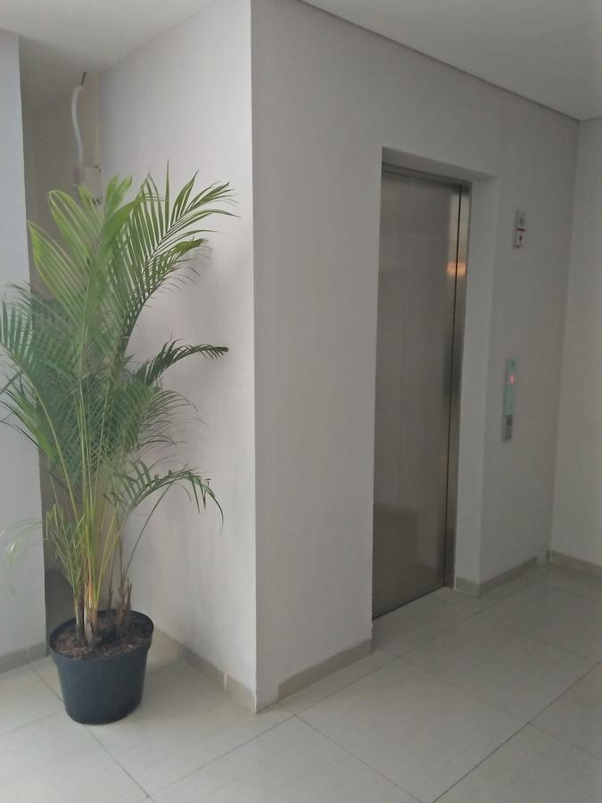 Kitara Hotel Giacarta Esterno foto